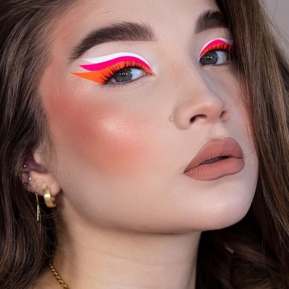 Suva Beauty Hydra Liner FX Cake Eyeliner in Space Panda White BNIB - Picture 5 of 16